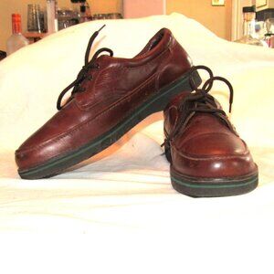 The Body Shoe by Hush Puppies Brown Leather Size 12 EW Very Good Condition